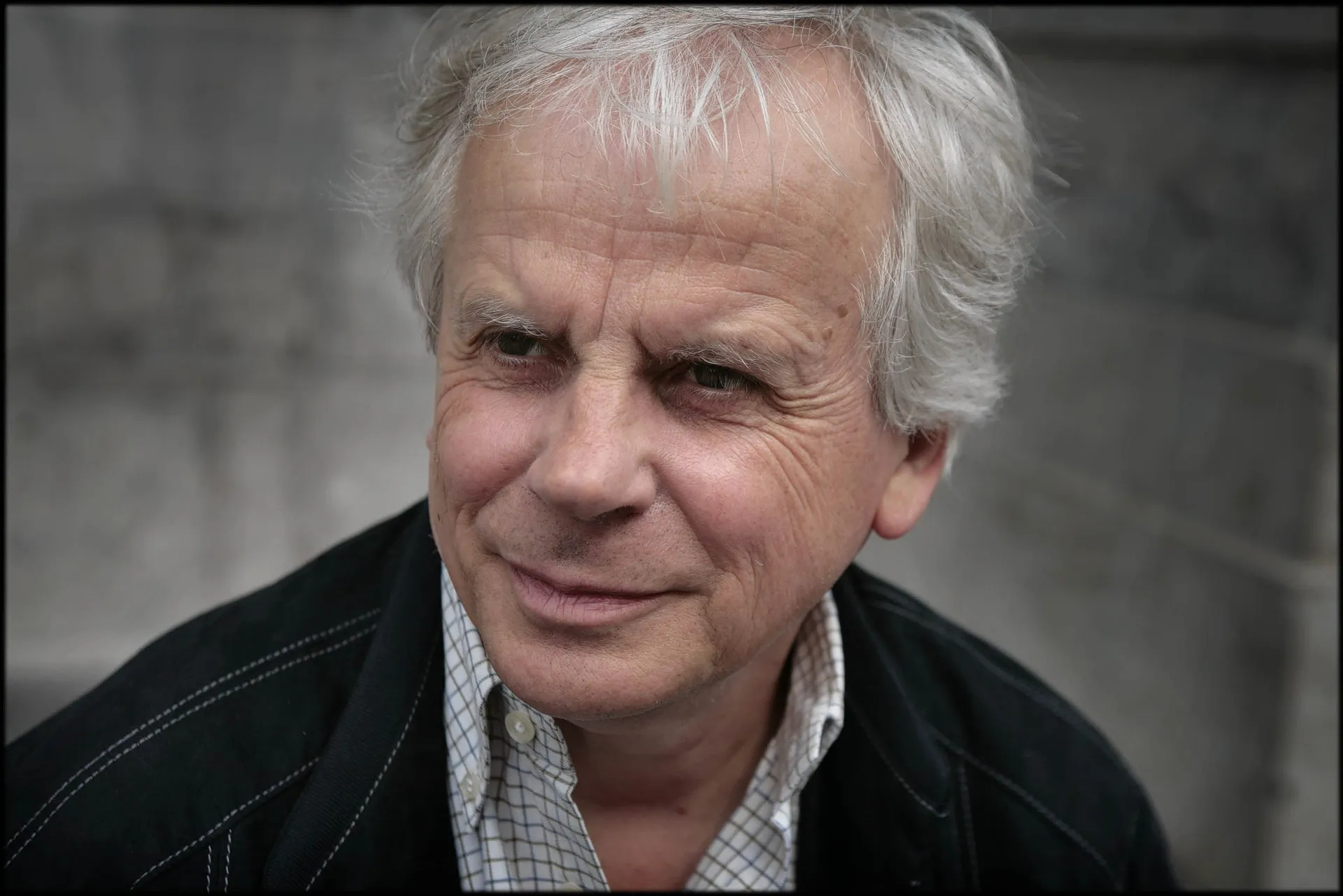 Auteur Pascal Mercier kon het schrijven niet laten - NRC
