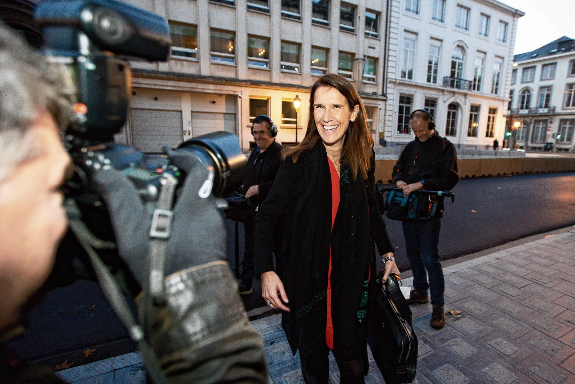 De eerste vrouwelijke premier van België: Sophie Wilmès - NRC