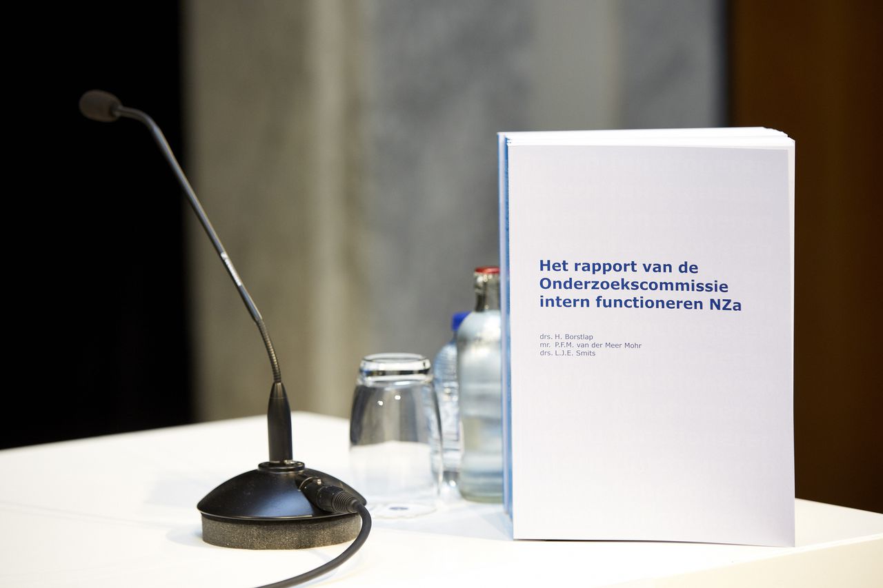 Het rapport van de commissie-Borstlap over het functioneren van de Nederlandse Zorgautoriteit (NZa).
