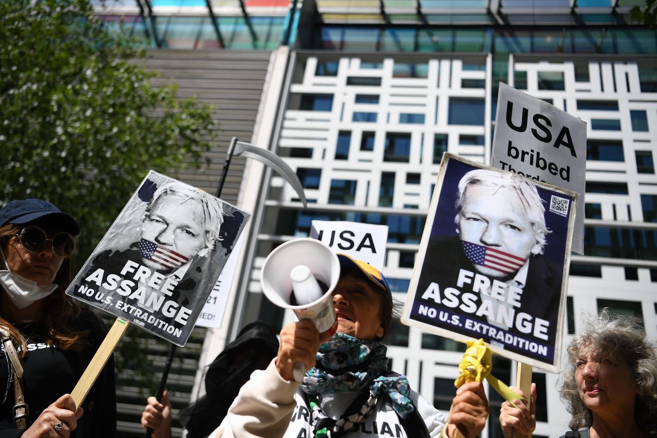 Aanhangers van Assange protesteerden eerder dit jaar in Londen voor zijn vrijlating.