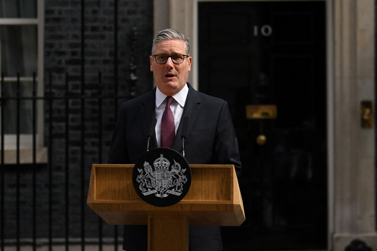 Keir Starmer stapt op. De val van de Britse premier in vijf momenten
