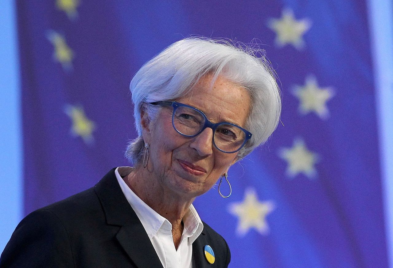 ECB-president Christine Lagarde gaf vanuit huis een persconferentie.