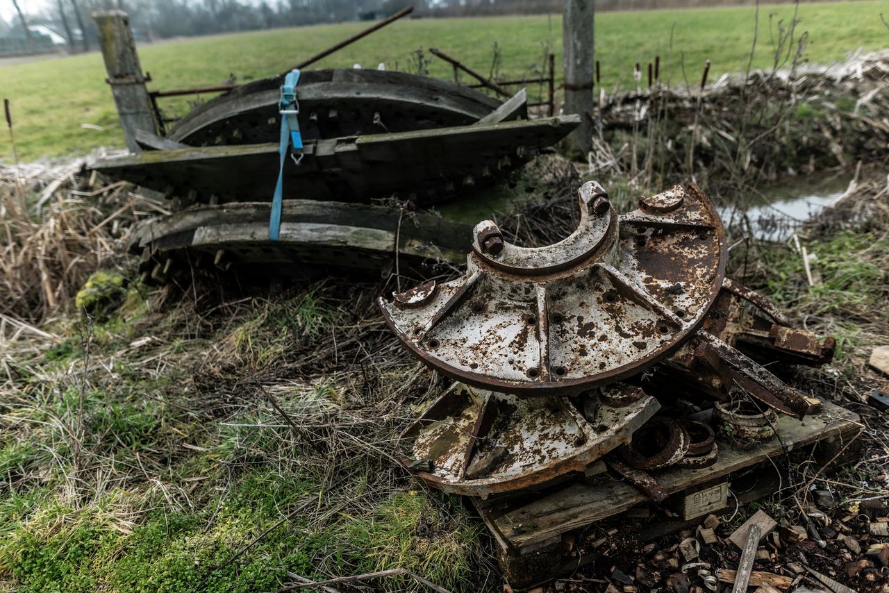 Onderdelen voor de molen.