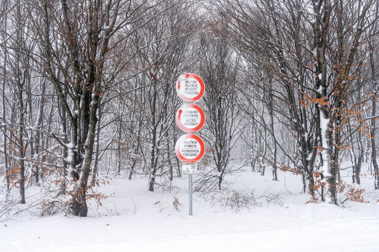 Het langlaufcentrum in Elsenborg grenst aan een militaire basis.