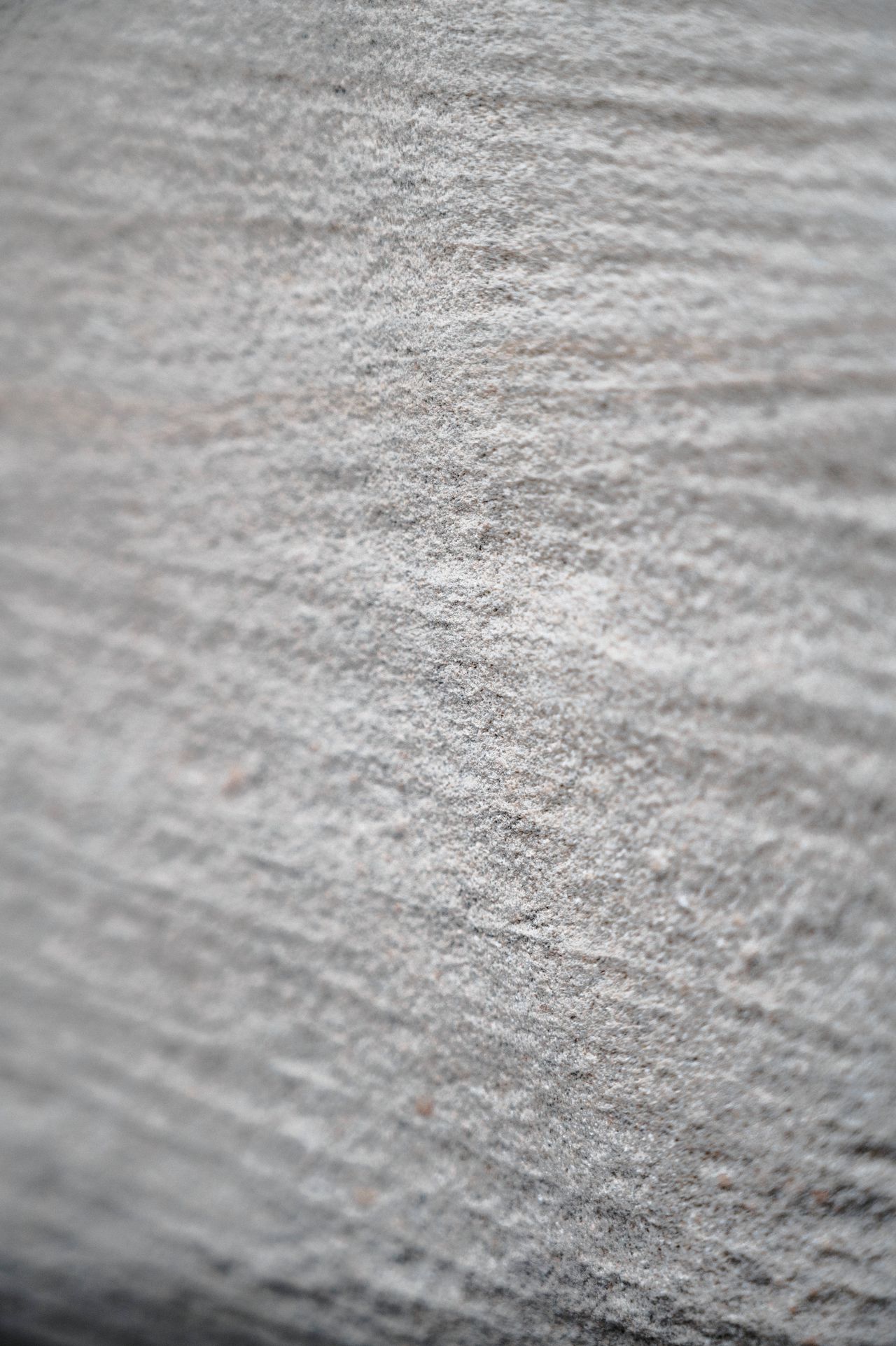 Arenisca en la fachada del Apple Store, depositada en capas.