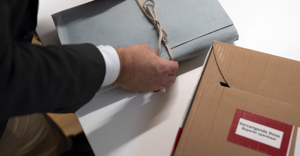 Hoe een verborgen nota van het Nationaal Archief de Autoriteit Persoonsgegevens ‘op ramkoers’ zette bij de oorlogsarchieven