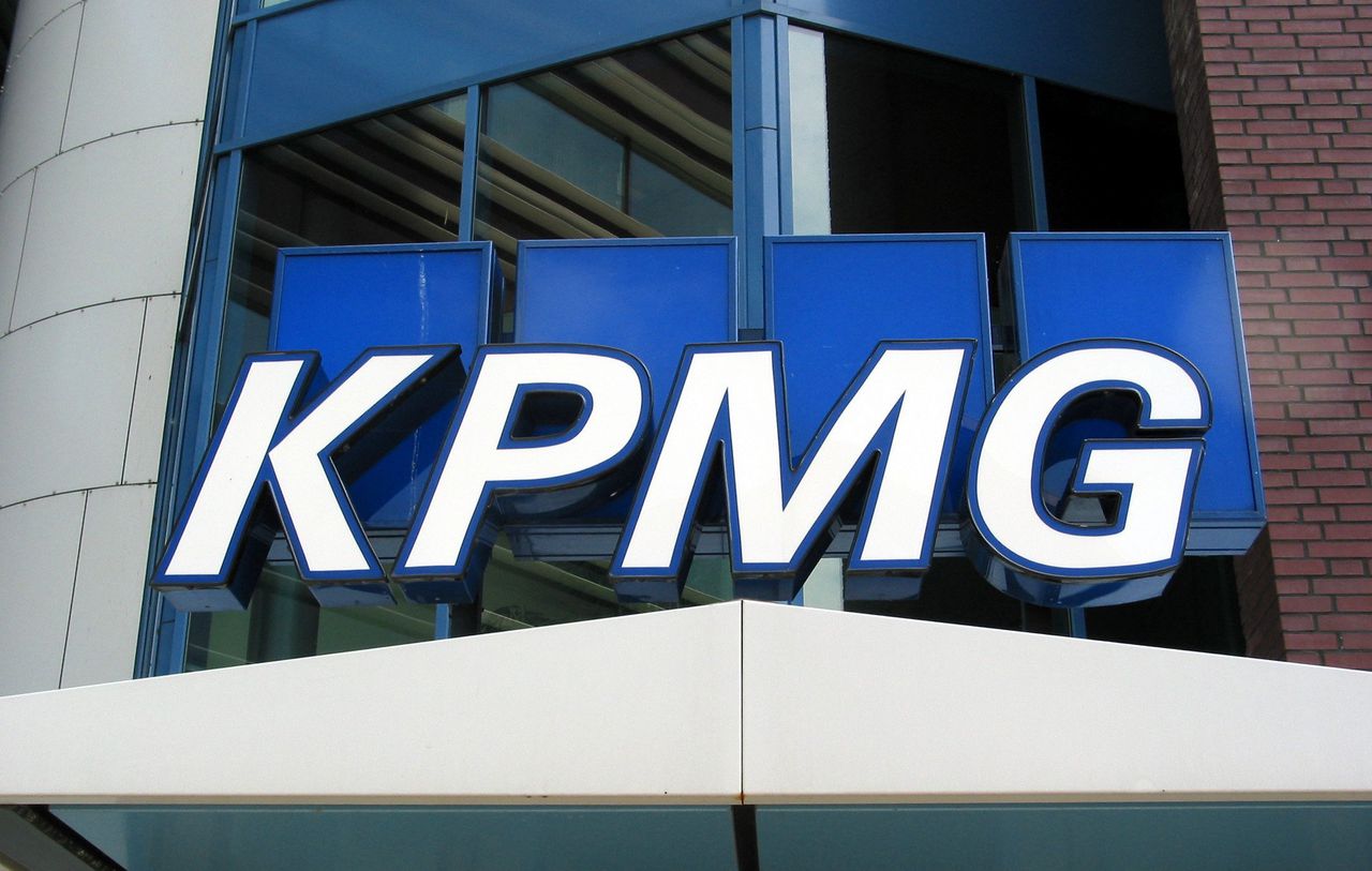 SNS Reaal hield gevoelige informatie over fraudeonderzoeken een jaar lang achter voor haar accountant KPMG.