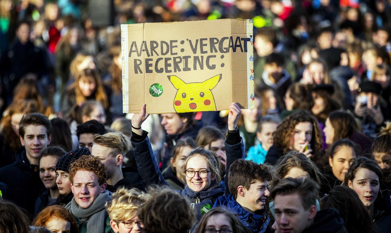 Jongeren spijbelen om actie te voeren tegen klimaatverandering.