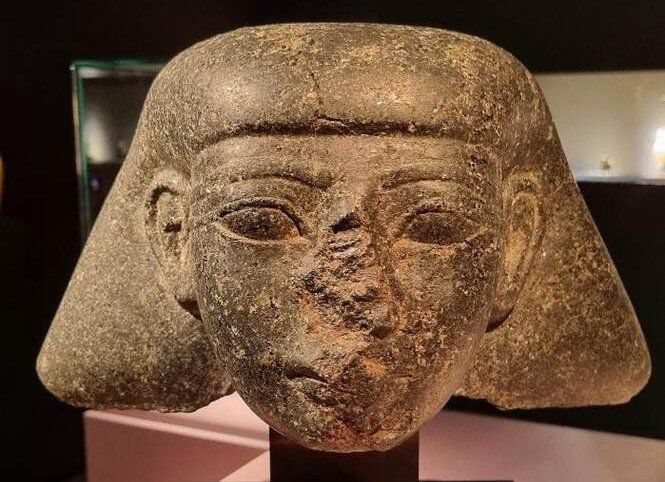 Nederland gaat gestolen sculptuur terug aan Egypte geven