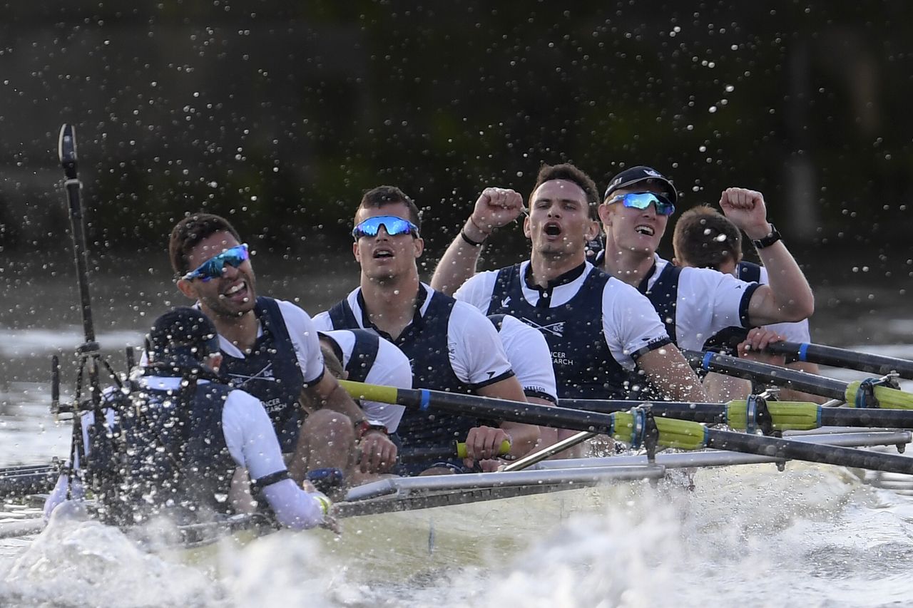 Nederlander Siegelaar wint 163ste Boat Race met Oxford 