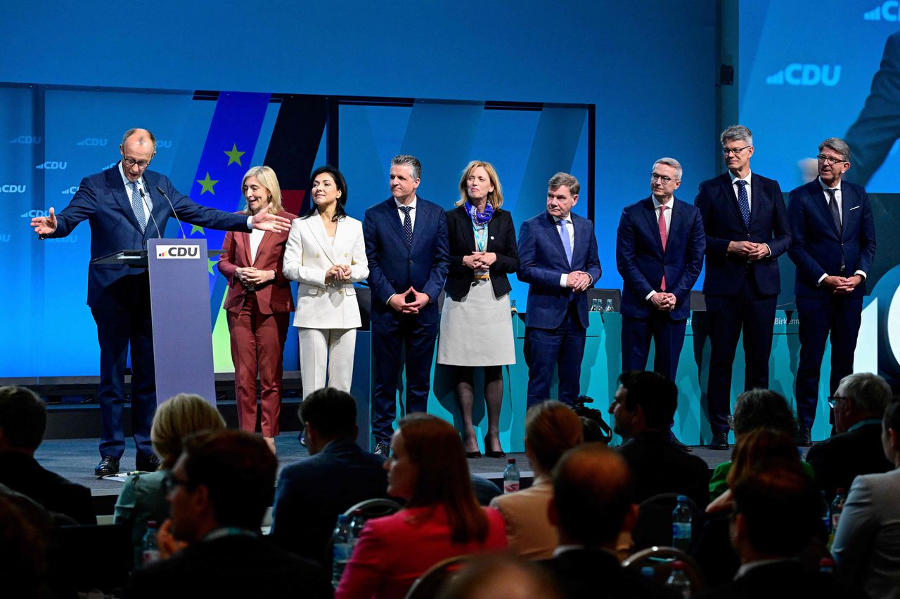 CDU agrees with coalition agreement and announces ministers