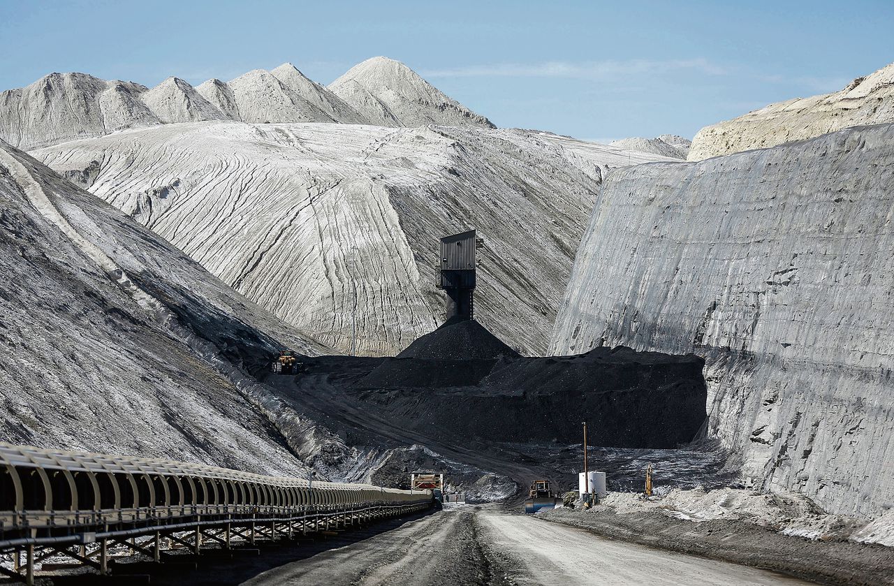 Obama’s plan dringt kolenwinning terug, zoals hier in de staat Wyoming gebeurt. Kolenproducerende staten zullen naar verwachting rechtszaken aanspannen tegen Obama’s plan. Foto Jim Urquhart / Reuters