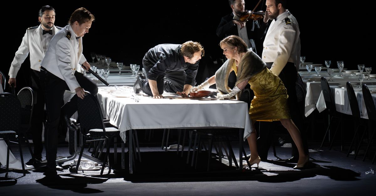 Indrukwekkende Auschwitz-opera toont eindeloze schuld en onaanraakbare schoonheid