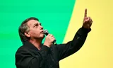 Voormalig president van Brazilië  Jair Bolsonaro  tijdens in een toespraak in februari dit jaar. Hij heeft nu huisarrest. Foto Evaristo Sa/AFP  