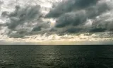 De zee.