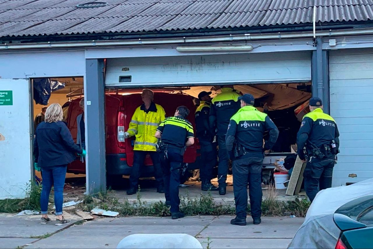 De politie in de zoektocht naar de 56-jarige man uit Hoofddorp.