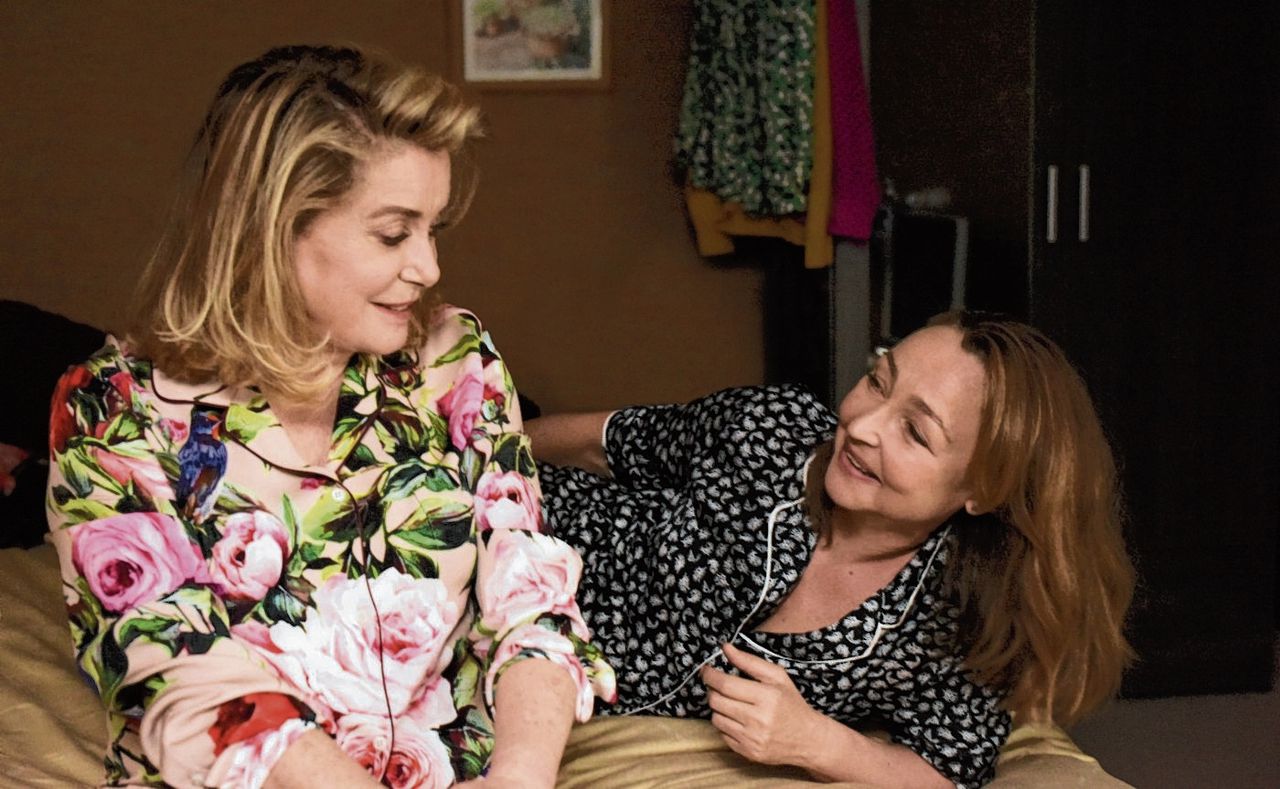 Actrices Redden Flets Sage Femme Nrc