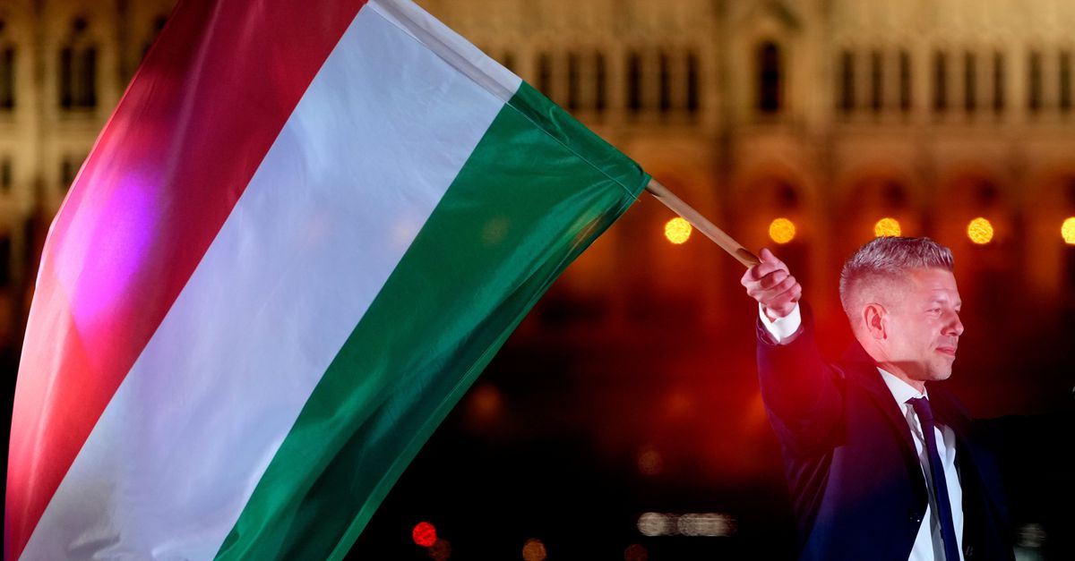 Hongarije is klaar met Orbán. Oppositieleider Magyar: ‘bevolking heeft gekozen voor regimeverandering’