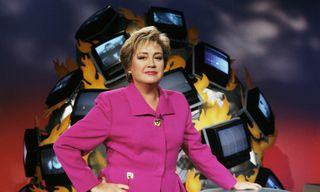 Image for Oud-presentatrice Viola Holt op 76-jarige leeftijd overleden