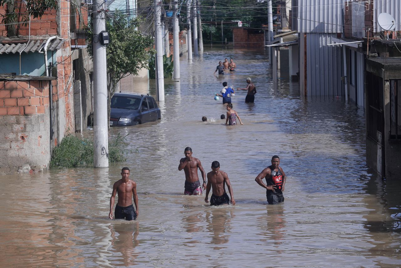 Zeker elf doden bij overstromingen in Braziliaanse metropool Rio de Janeiro 