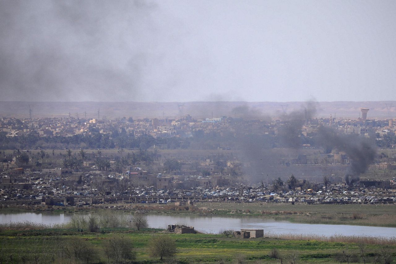 Het front bij Baghouz, het laatste IS-bolwerk in Syrië, nabij de grens met Irak.