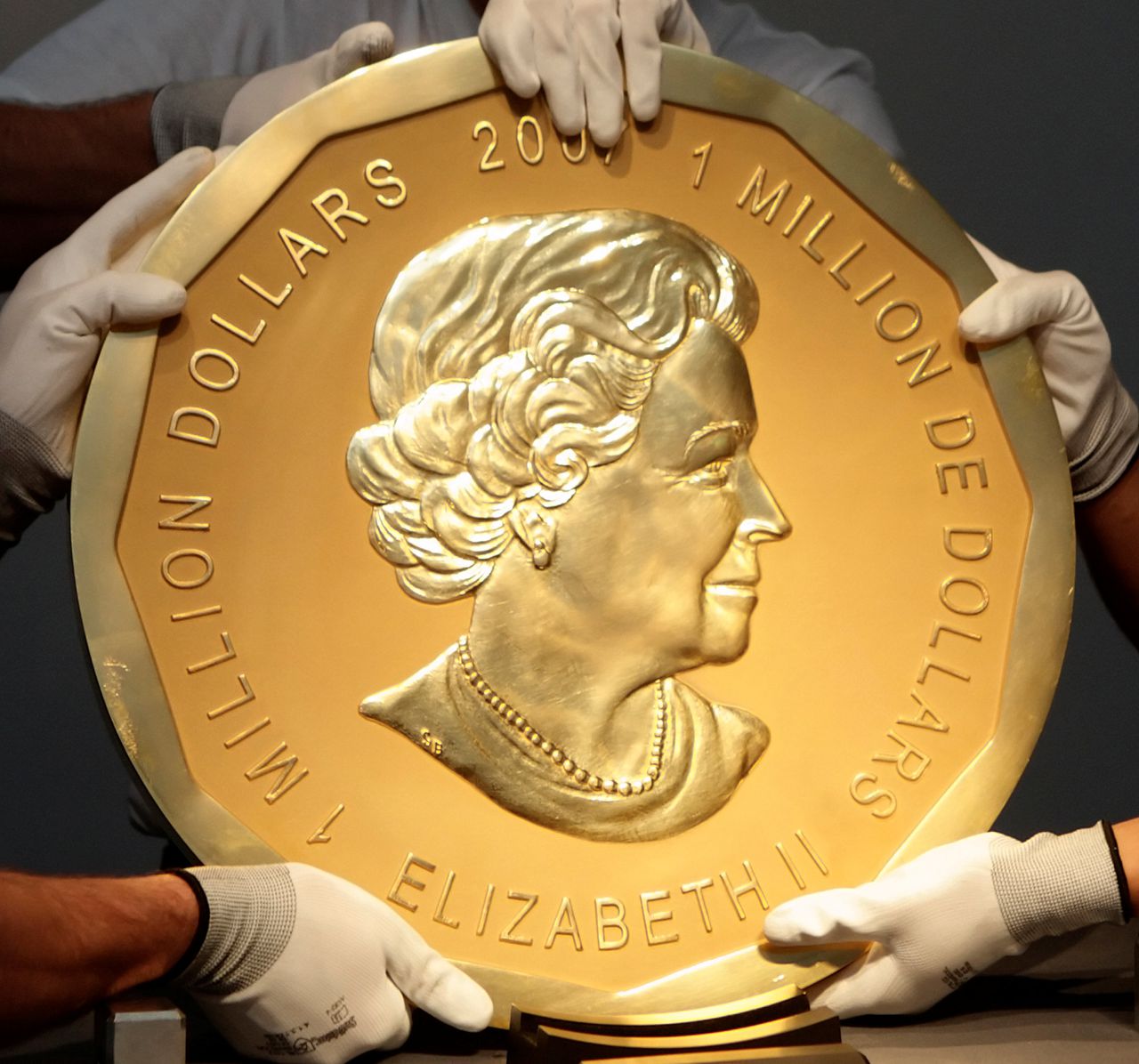 onze ring element Gouden munt van 100 kilo gestolen uit Berlijns museum - NRC