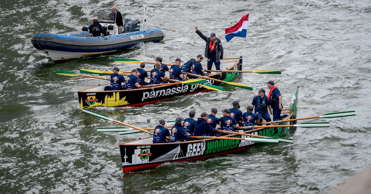 Doordouwen, dat leren de ex-verslaafden in die roeiboot wel - NRC