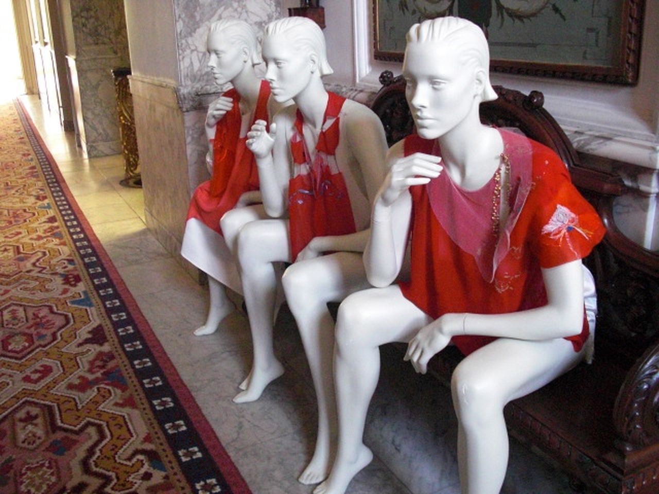 Experimentele mode in grachtenmuseum nrc