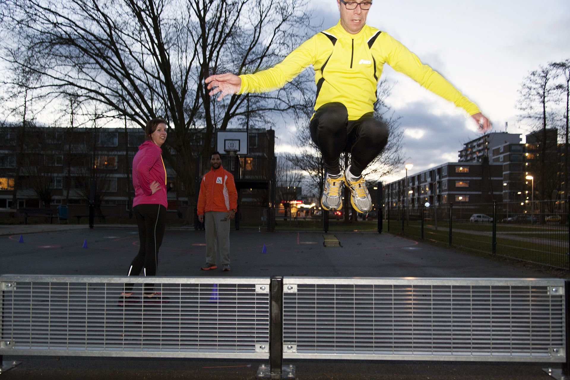 Lekker sporten op de zaak. Wat levert dat eigenlijk op? - NRC