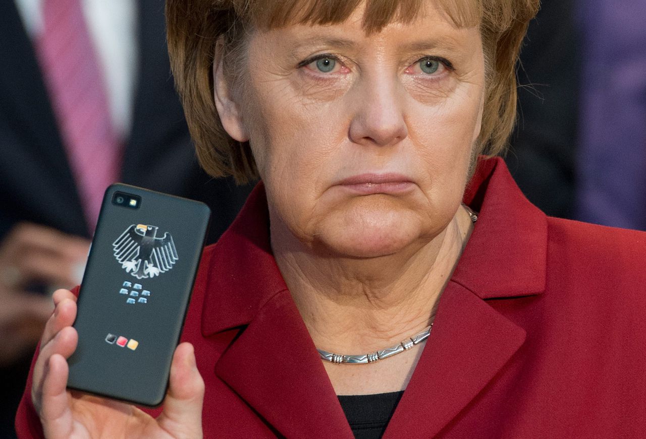 Duitsland heeft aanwijzingen dat Angela Merkel wordt afgeluisterd door de VS.