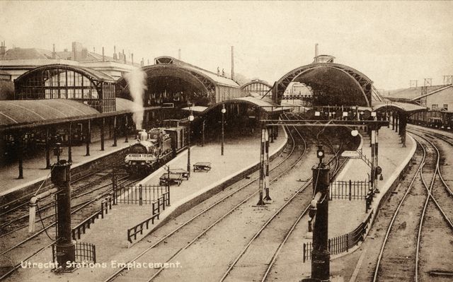 Fonkelnieuw Station Utrecht Centraal in oude foto's - NRC EJ-63