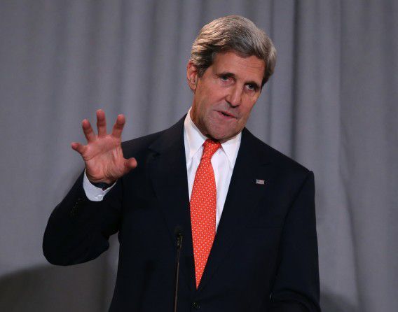 De Amerikaanse minister van Buitenlandse Zaken, John Kerry, hier sprekend op het Ploughshares Fund Gala afgelopen week