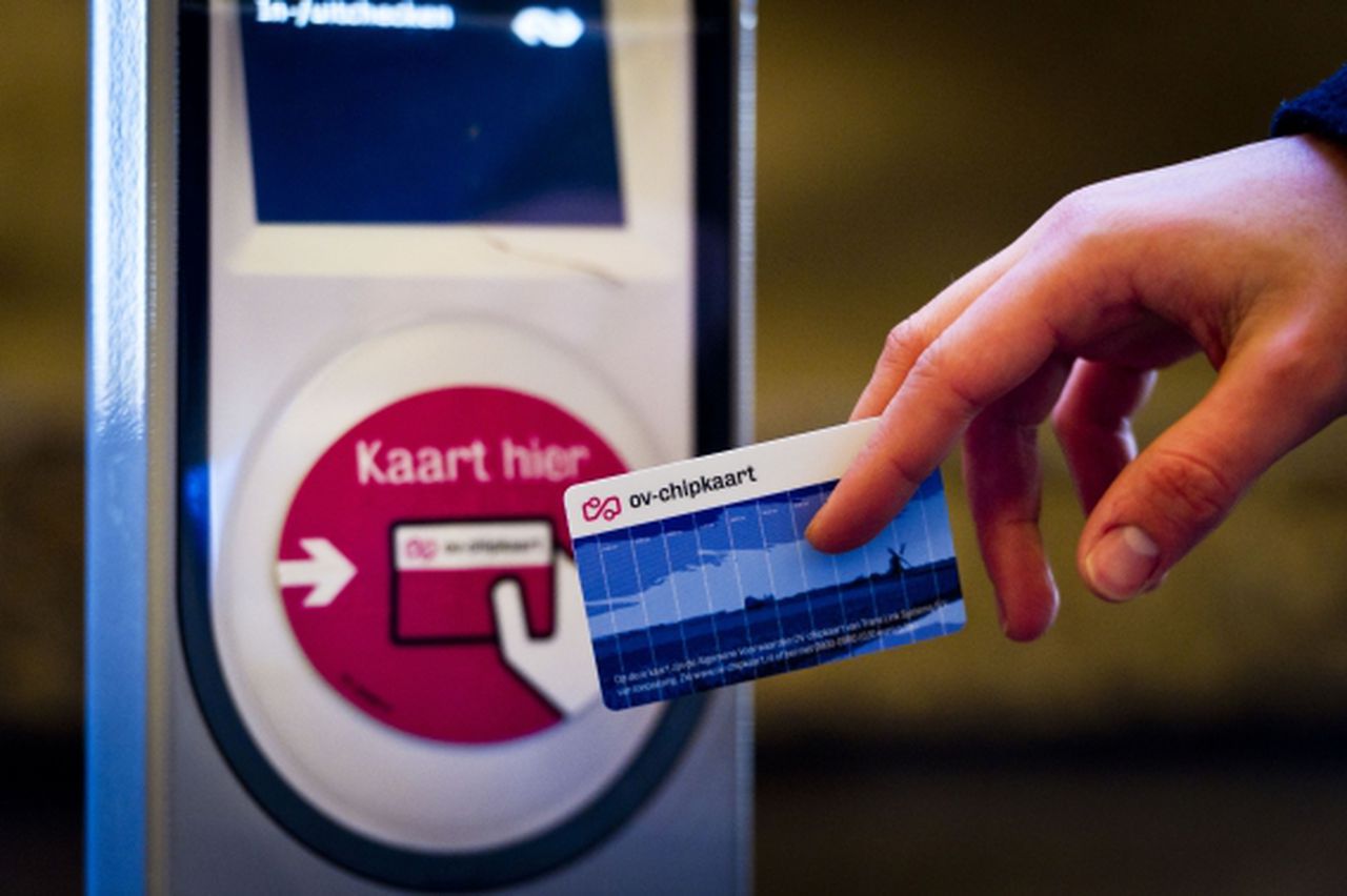 ‘Vergeten uitchecken levert 30 miljoen op’ NRC ‘Vergeten uitchecken levert 30 miljoen op’ NRC