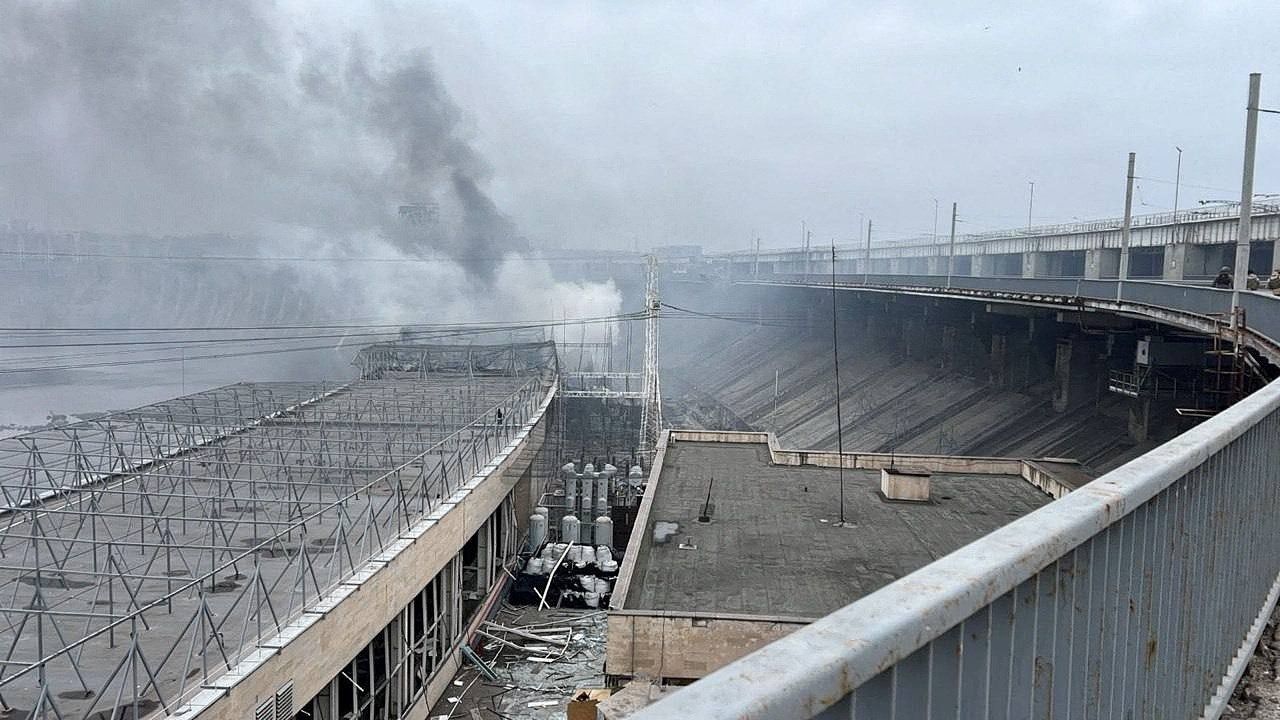 Rusland treft Oekraïens stroomnet, net nu VS Kyiv aanspreken op aanvallen op Russische olieraffinaderijen 