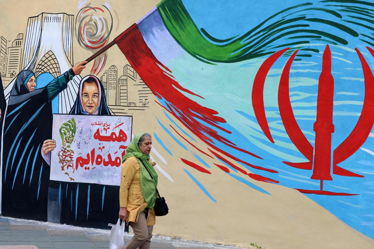 Het Iraanse regime heeft zich tot nu toe staande gehouden – en kan sterker uit de oorlog komen 