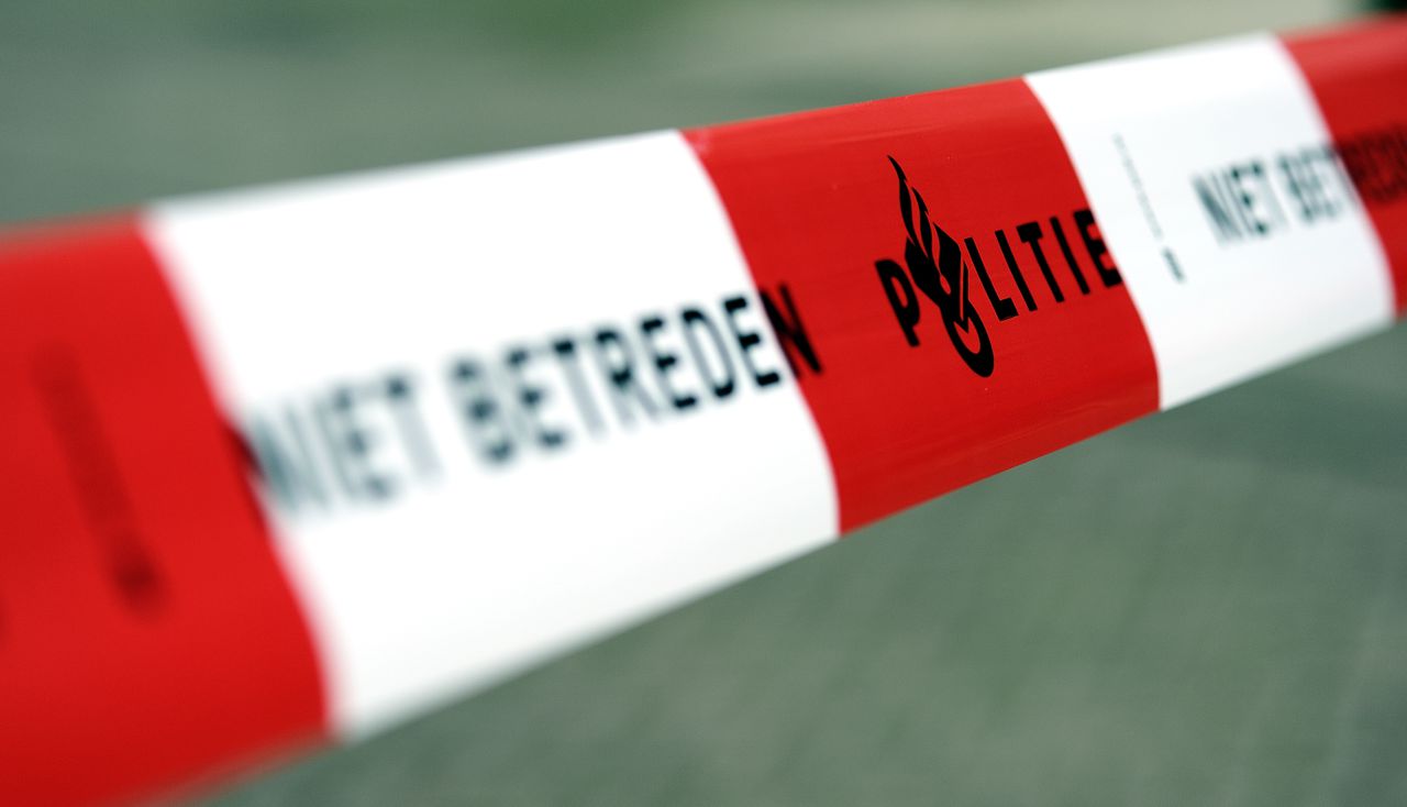 Bij een brand in een appartementencomplex in het centrum van het Limburgse Eygelshoven is een dode gevallen.