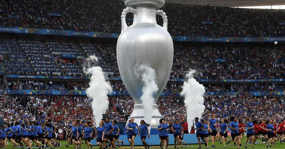 Drie radicaal-islamitische verdachten zijn vrijdag in Parijs veroordeeld tot 24 jaar celstraf voor het beramen van een aanslag tijdens het EK-voetbal in Frankrijk in 2016. .