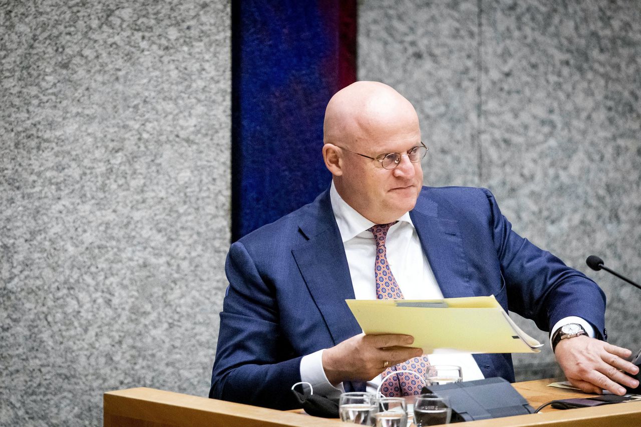 Minister Grapperhaus (Veiligheid en Justitie, CDA) dinsdag tijdens het vragenuur in de Tweede Kamer.