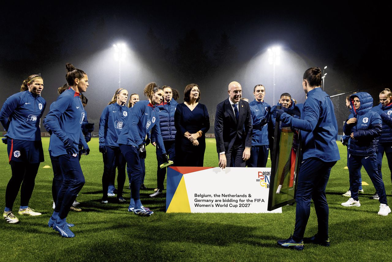 Heel veel calls, heel veel vliegen, heel veel luisteren – levert de lobby van de KNVB Nederland het WK 2027 op? 