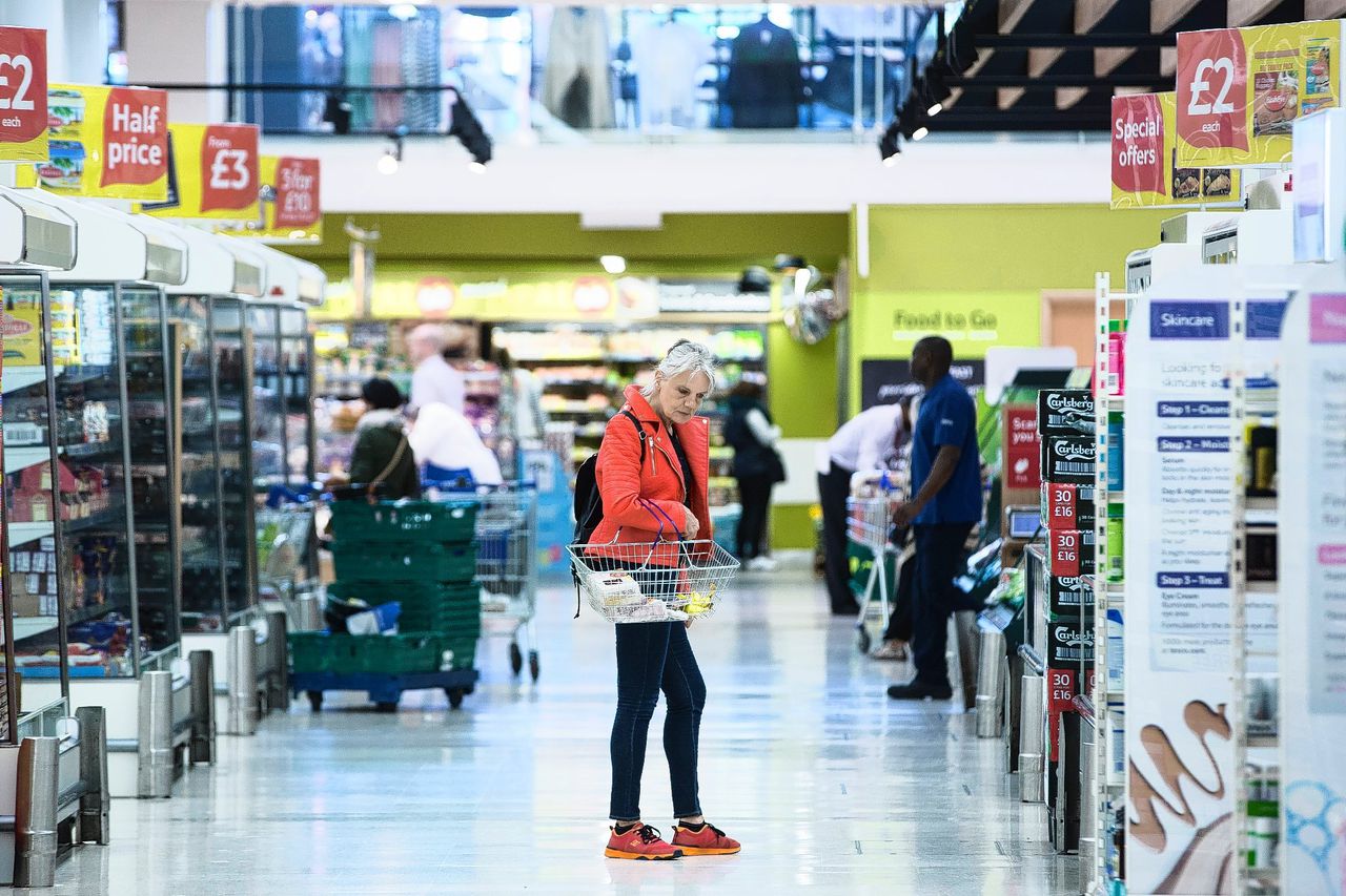 Een filiaal van supermarktketen Tesco in Londen