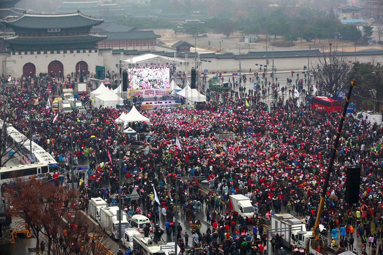 Wederom massaal protest tegen president Zuid-Korea 