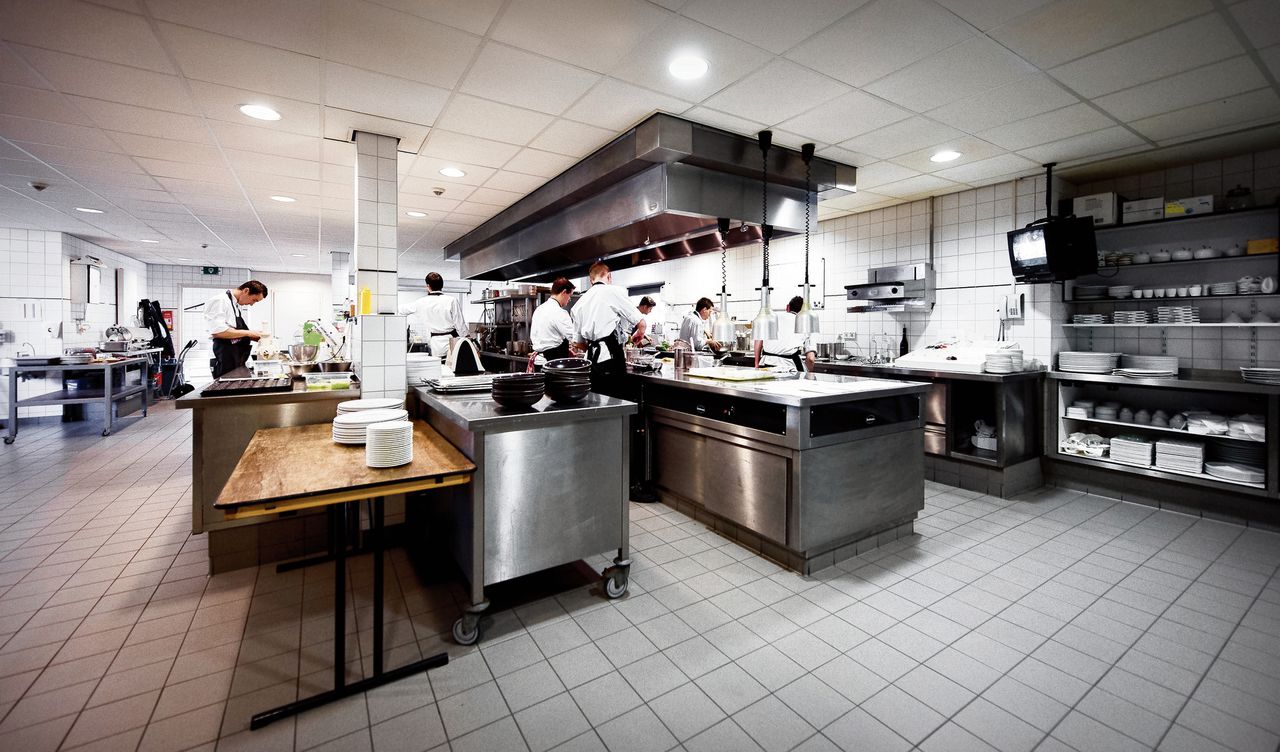 De keuken van Inter Scaldes. Het restaurant is na jaren beloond met een derde ster.