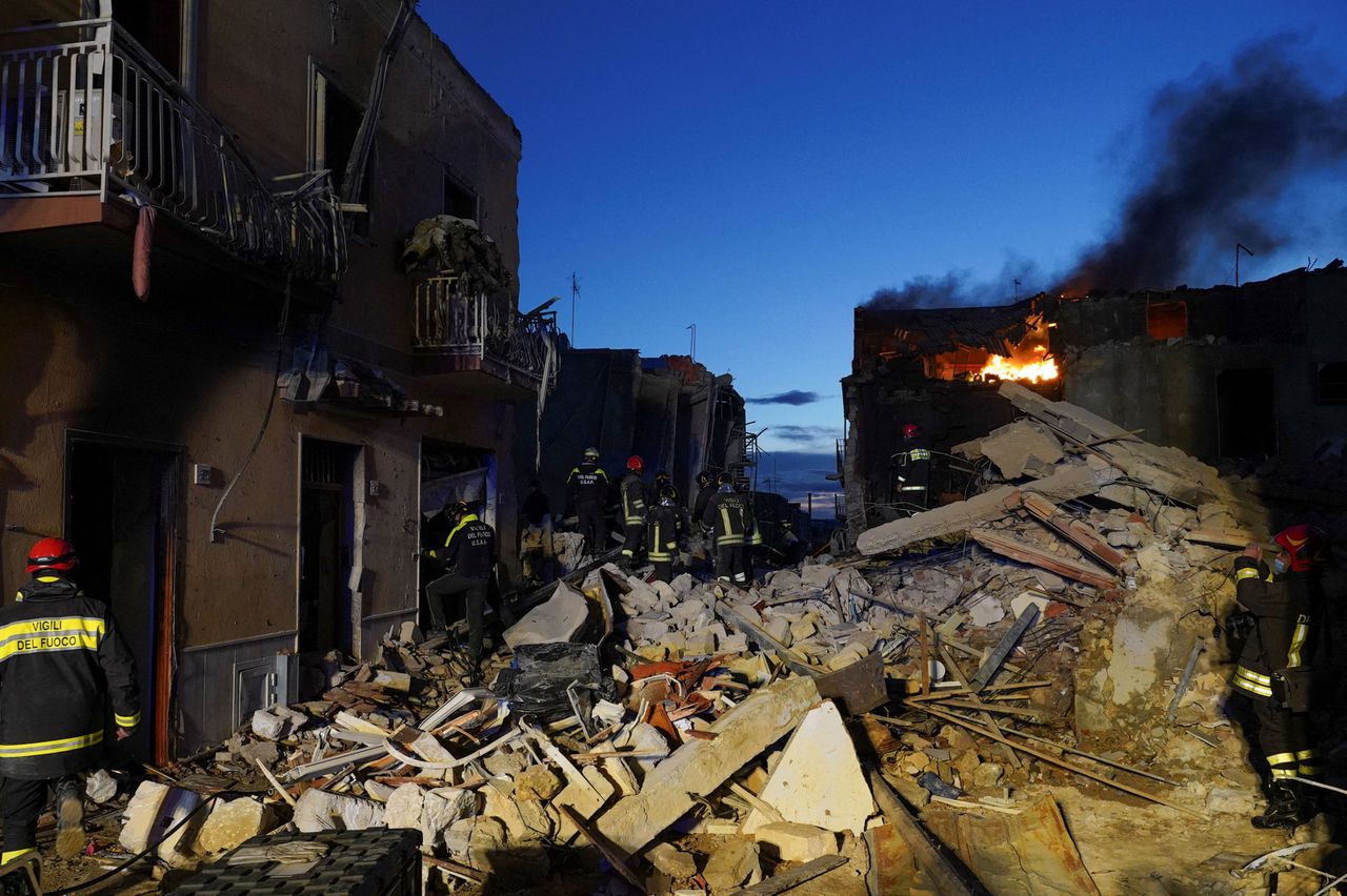 Ten minste drie doden na gasexplosie in Sicilië, zes vermisten 