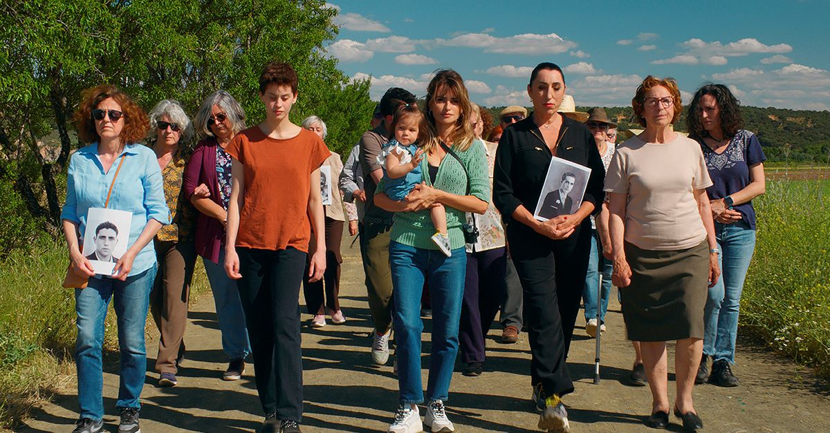 Pedro Almodovar: Preferiresti evitare di parlare della guerra civile