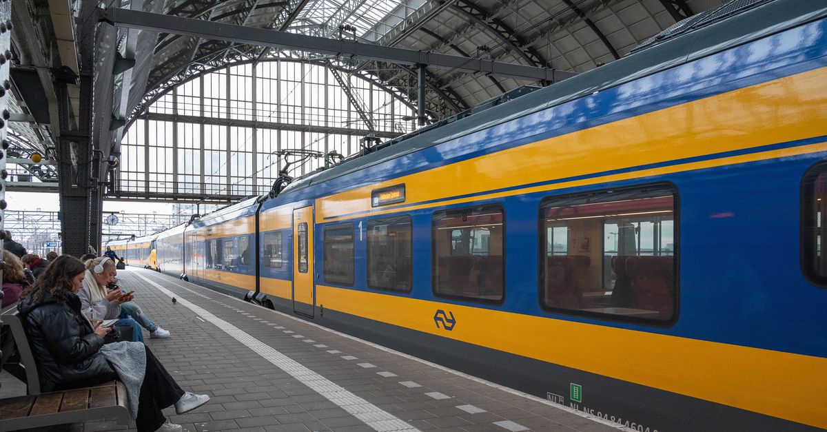 NS komt met goedkopere treinkaartjes om reizigers te verleiden buiten de ‘hyperspits’ te reizen