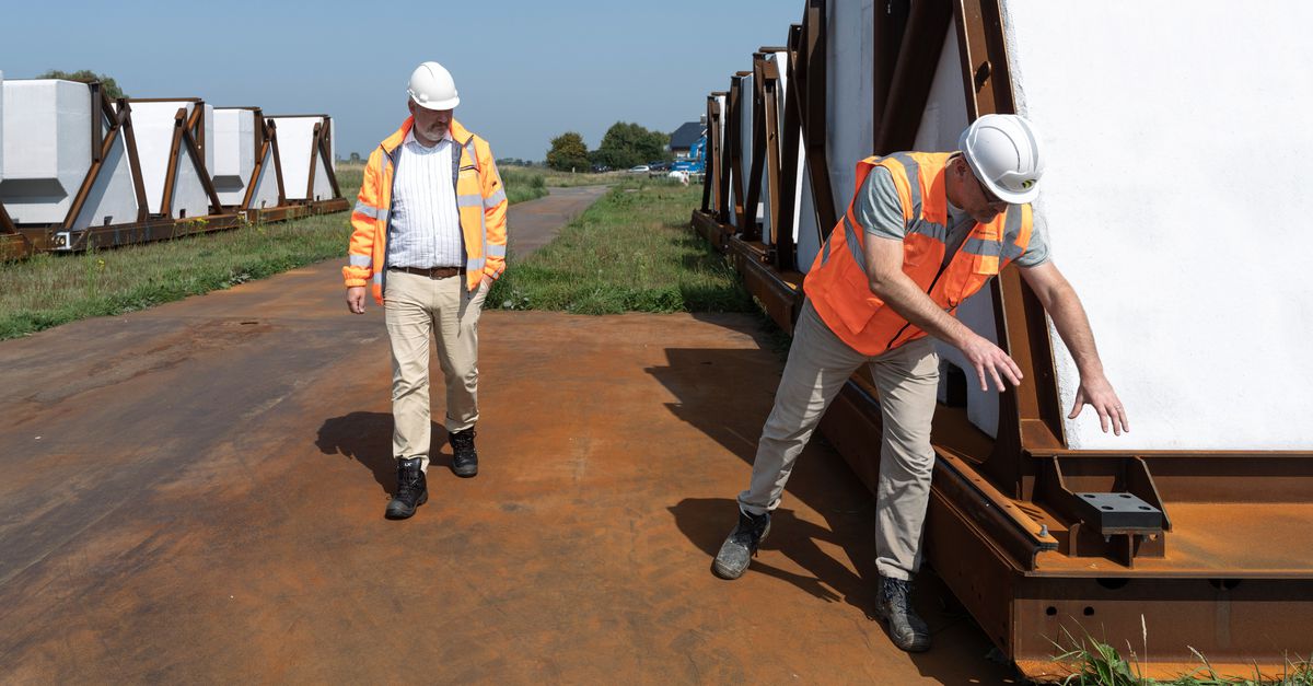 In Arcen krijgen bewoners een waterkering mídden in hun achtertuin. ‘De ultieme test is het eerste h