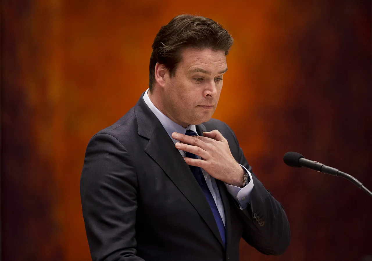 Oppositie nog steeds ontevreden met uitleg Weekers - extra vragenronde ...