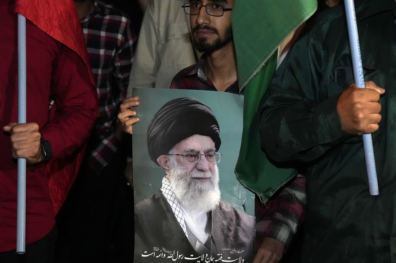 Khamenei Israel threat poster Iran’s Escalatory Rhetoric: A Pattern of Threats and Responses