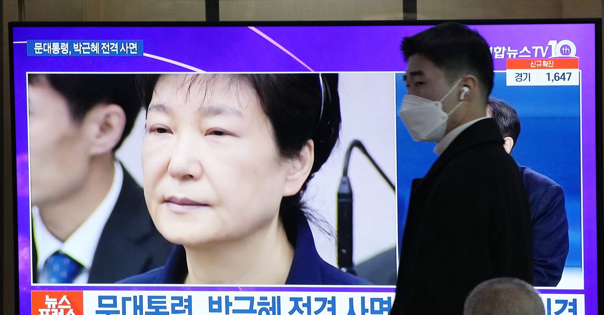 Former South Korea President Jailed For 20 Years For Corruption Is Pardoned Pledge Times 5011