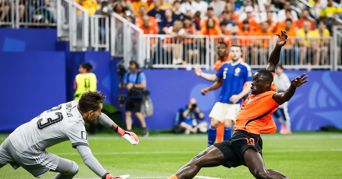 Na een moeizame aanloop valt voor efficiënt Oranje alles op zijn plek tegen Zweden: 5-1